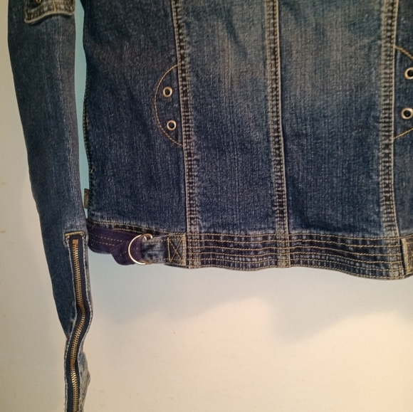 Women's Denim Jacket Size Small - Picture 6 of 6